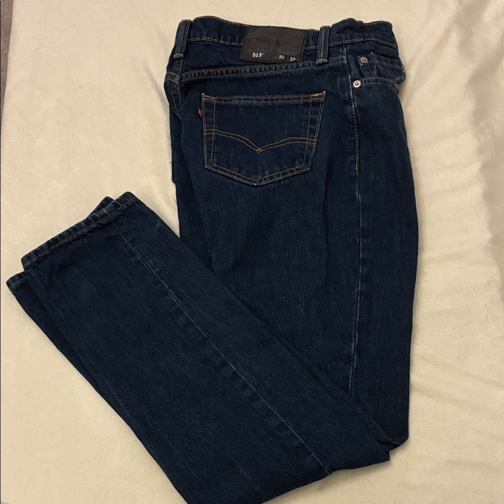 Classic Levi’s 513 Dark Blue Jeans with Black Label. Size 30x32.